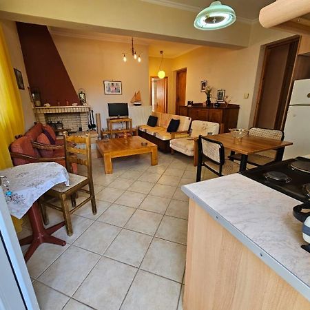 Eva'S Apartment Poros  ภายนอก รูปภาพ